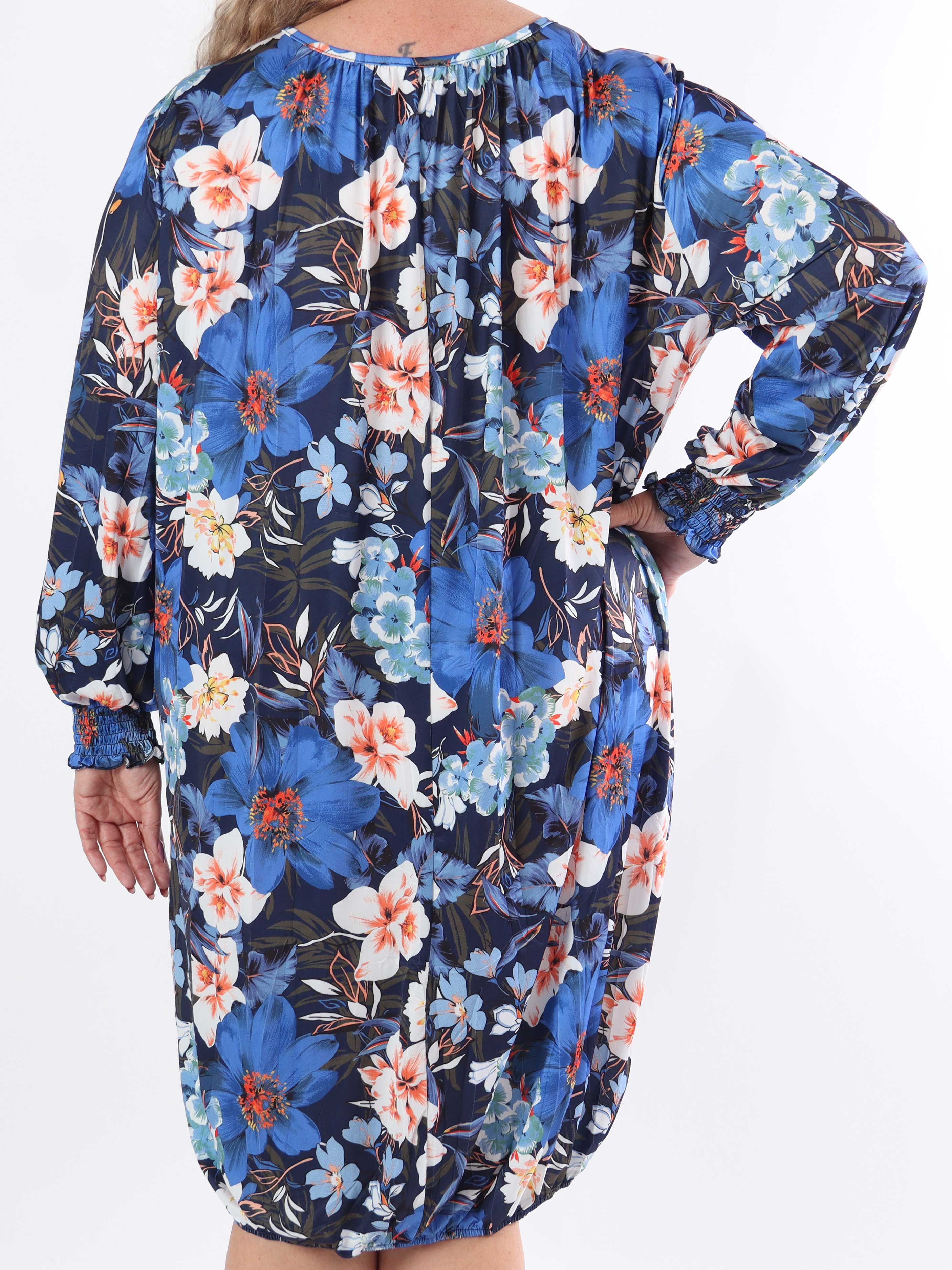 Miracle Floral Dress L/S - Blommig klänning i plusstorlek med resår